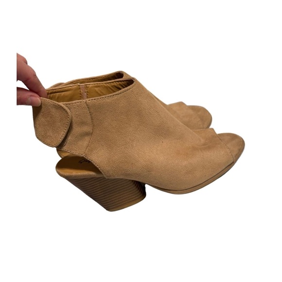 🌟 Tan Open-Toe Booties 🌟 Size 7.5 - Picture 4 of 4